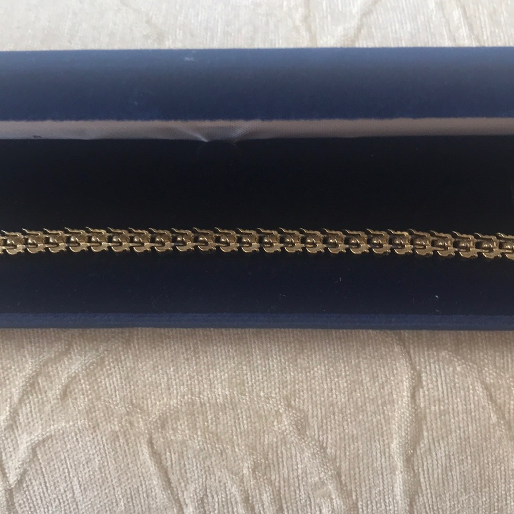 💕💕💕Joan Rivers bracelet 💕💕💕 - Picture 3 of 4